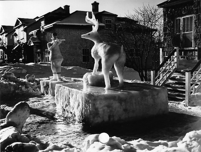 Sculpture de glace à l'occasion du Carnaval de Québec