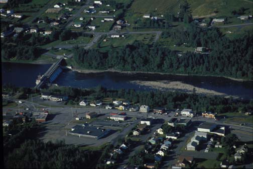 Le barrage Sartigan sur la rivière Chaudière à St-Georges de Beauce dans la région de Chaudière-Appalaches, 2001