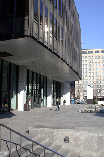 Le hall de l'édifice de la bourse de Montréal