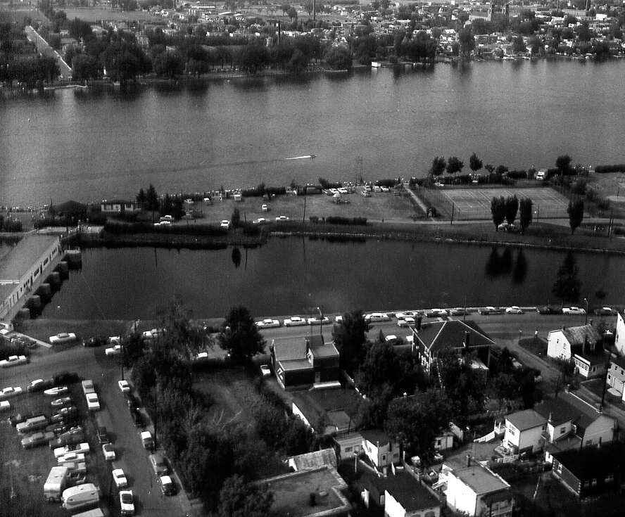 Photographie aérienne des régates de Valleyfield en 1963