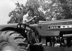 Un homme et son tracteur pour le mérite agricole de la Montérégie