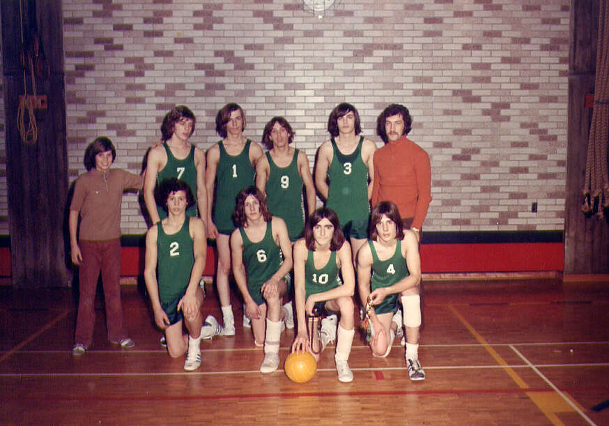 Volleyball lors des Jeux d'hiver du Québec à Montréal en 1972