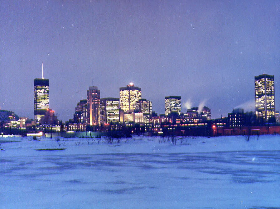Montréal, le soir, à l'embouchure du canal Lachine, 1973