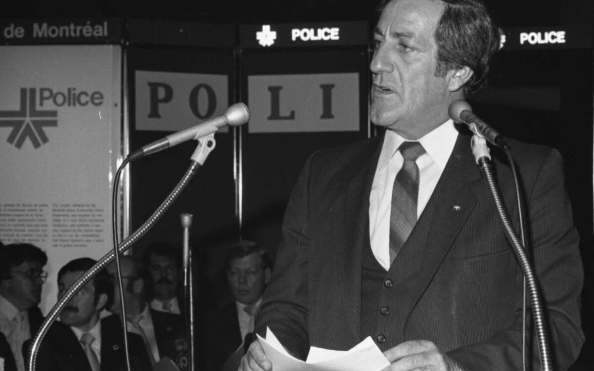 Marc-André Bédard, ministre de la Justice, lors de l'ouverture de la Semaine de la police